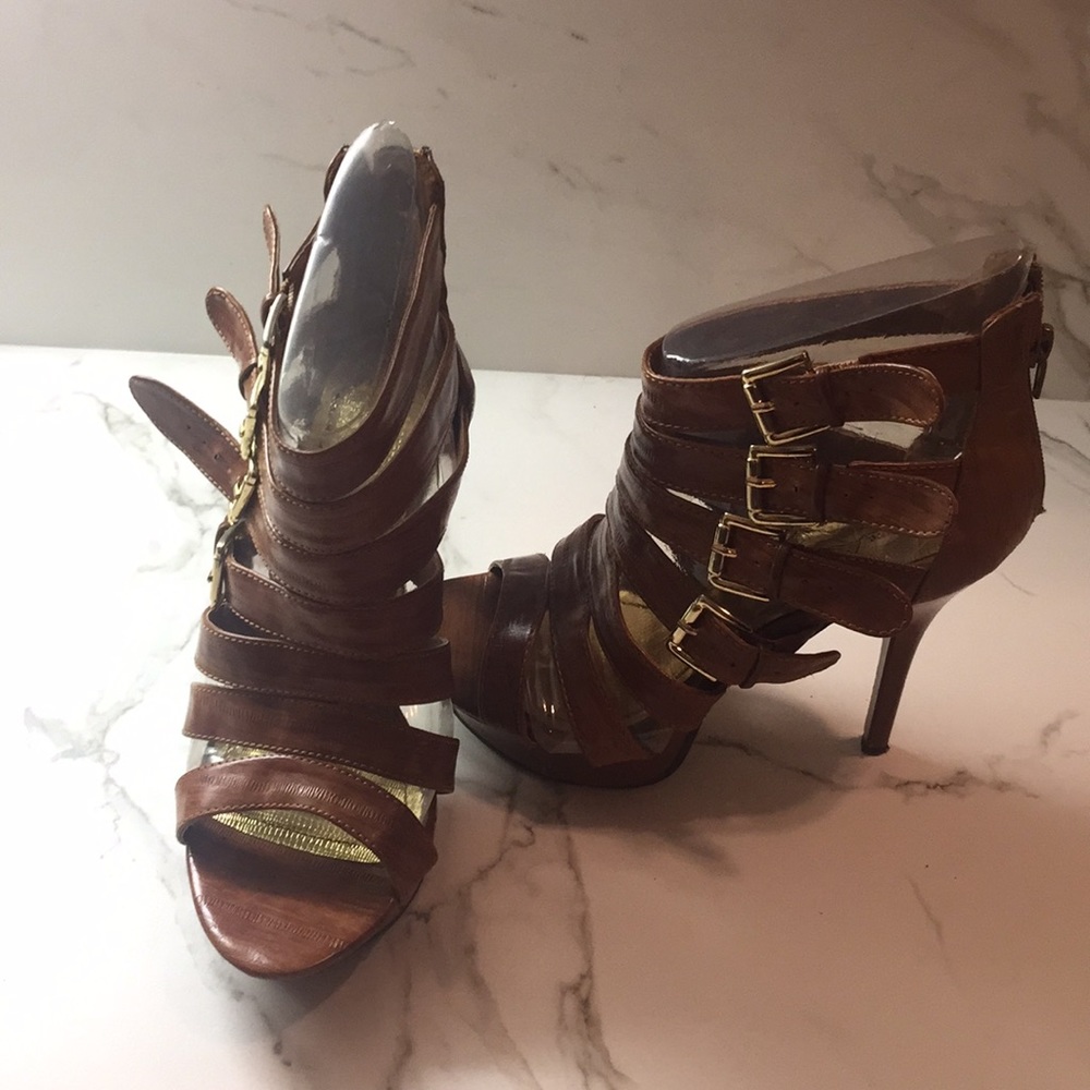 Heals - Picture 1 of 2